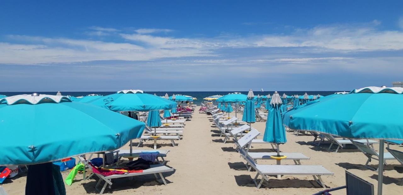 מיסאנו אדריאטיקו Hotel Italy מראה חיצוני תמונה