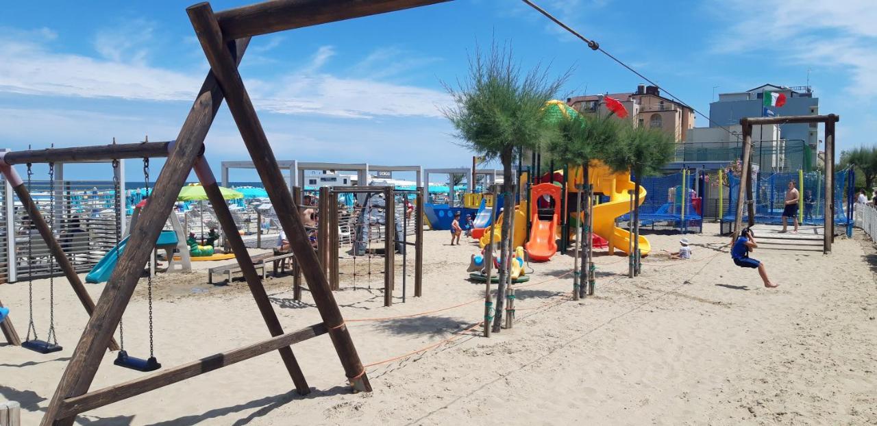 מיסאנו אדריאטיקו Hotel Italy מראה חיצוני תמונה