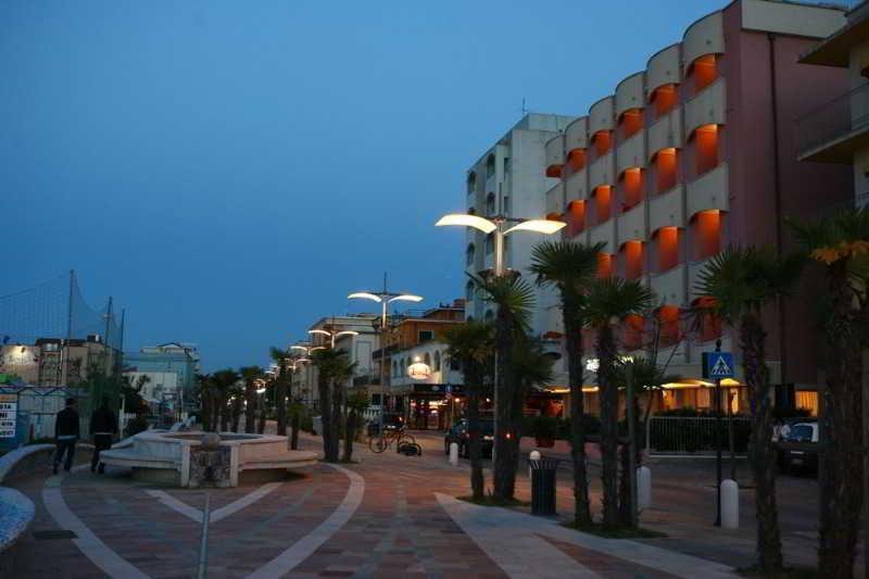 מיסאנו אדריאטיקו Hotel Italy מראה חיצוני תמונה