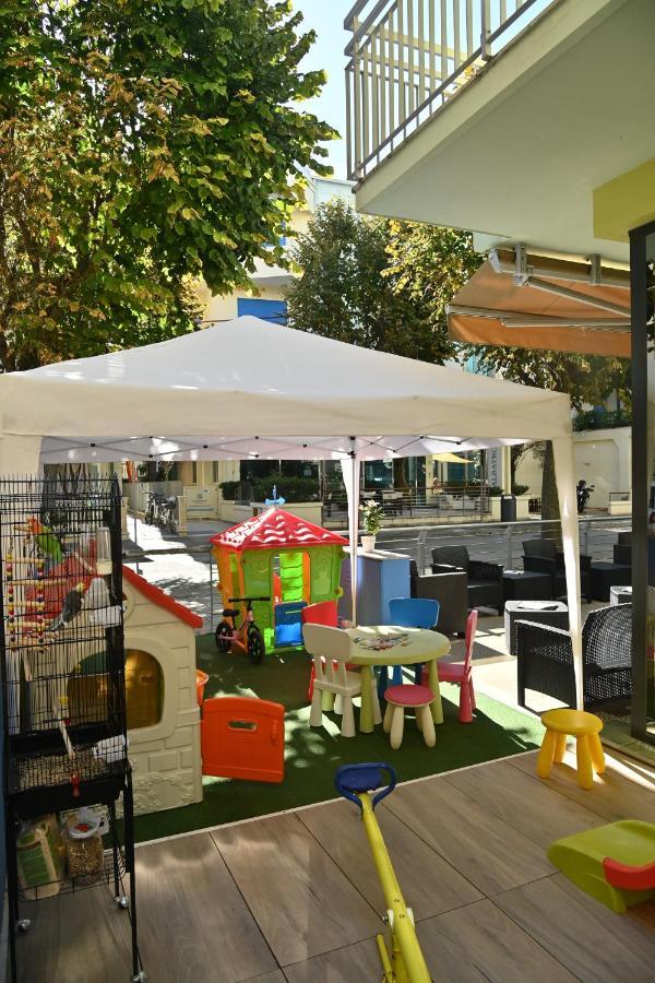 מיסאנו אדריאטיקו Hotel Italy מראה חיצוני תמונה