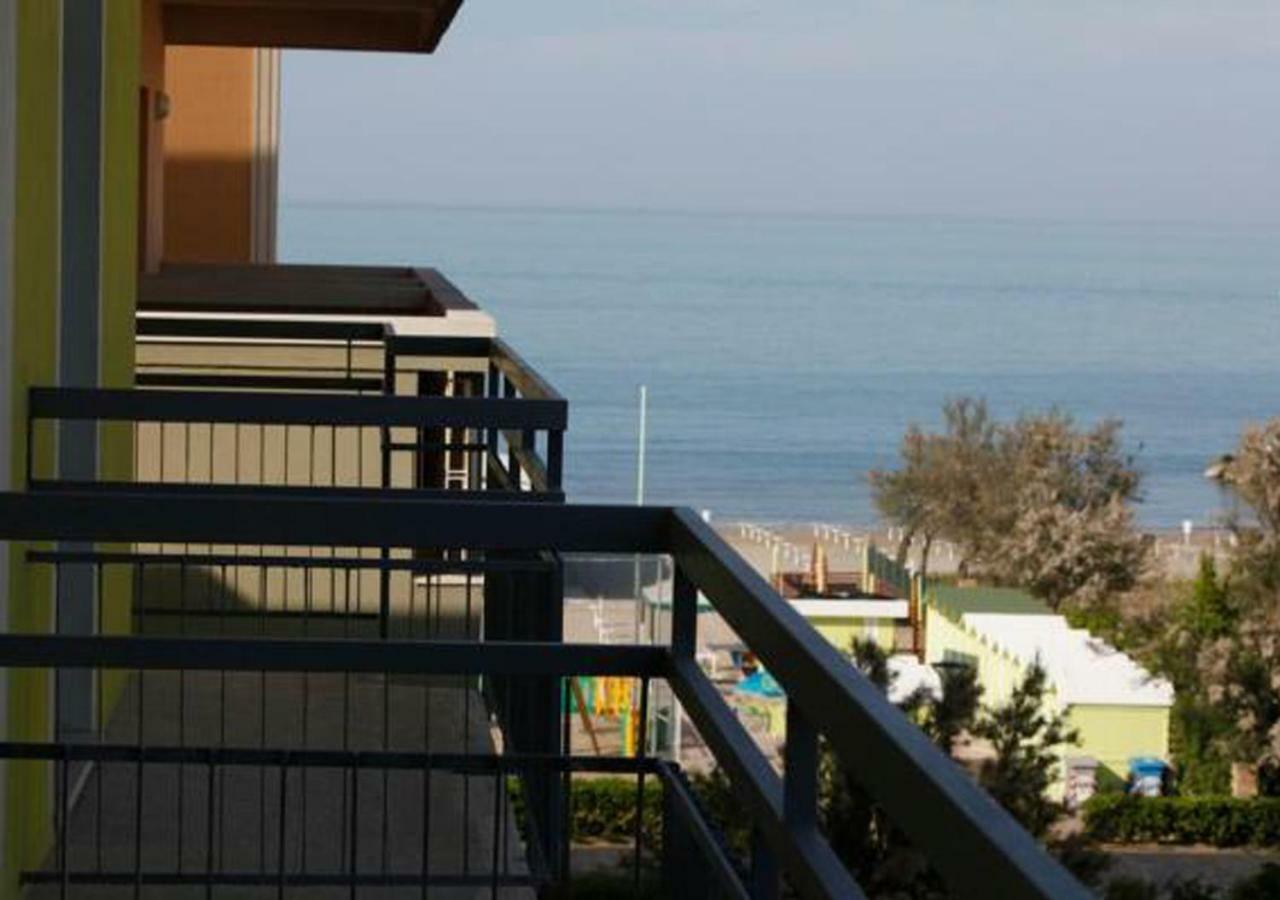 מיסאנו אדריאטיקו Hotel Italy מראה חיצוני תמונה